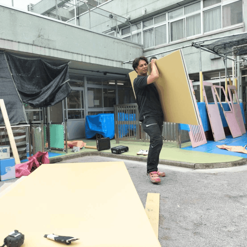 【活動報告】建設業業界青年部の皆さんと西台保育園でDIYボランティアを行いました（板橋区区議会議員 近藤タカヒロ）