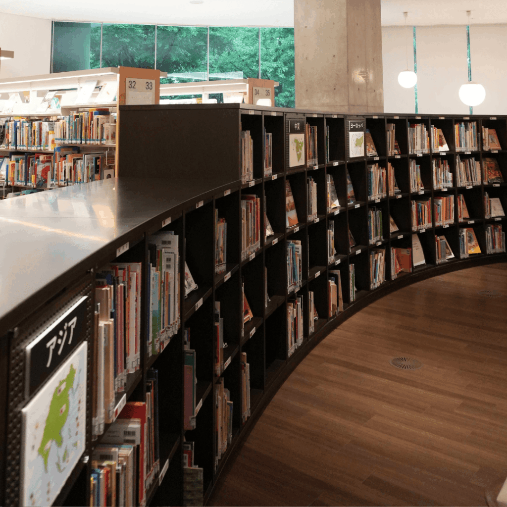 【子どもから大人まで楽しめる】板橋区立中央図書館＆いたばしボローニャ絵本館の魅力を紹介（板橋区議会議員 近藤タカヒロ）