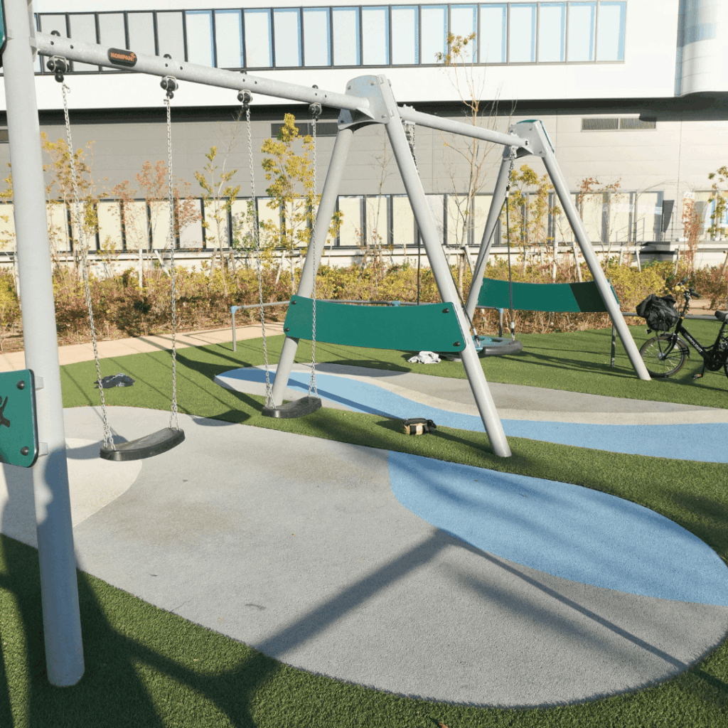 板橋区立舟渡水辺公園の横にある、MFLP・LOGIFRONT東京板橋「わくわく広場」を紹介（板橋区議会議員　近藤タカヒロ）