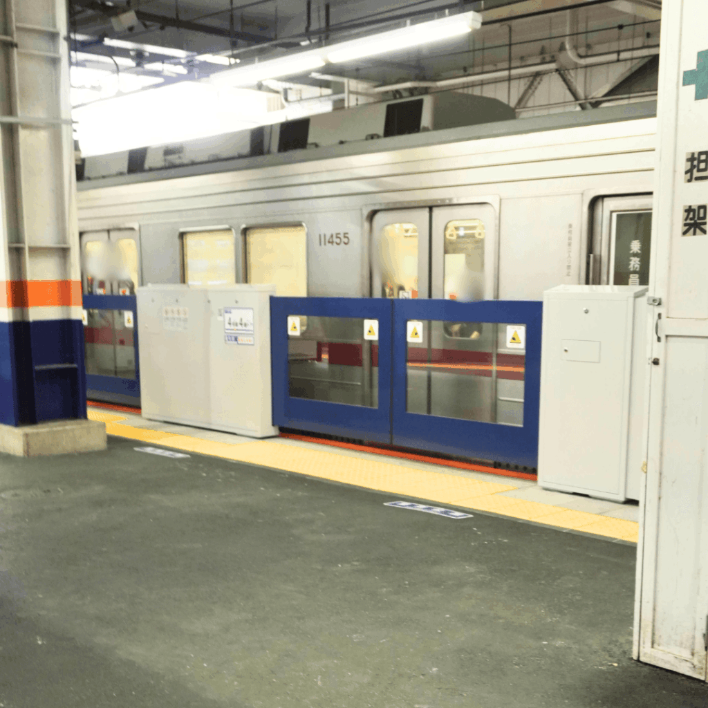 【東武東上線】成増駅にホームドア（可動式ホーム柵）の設置が完了・2026年3月より運用開始（板橋区議会議員　近藤タカヒロ）