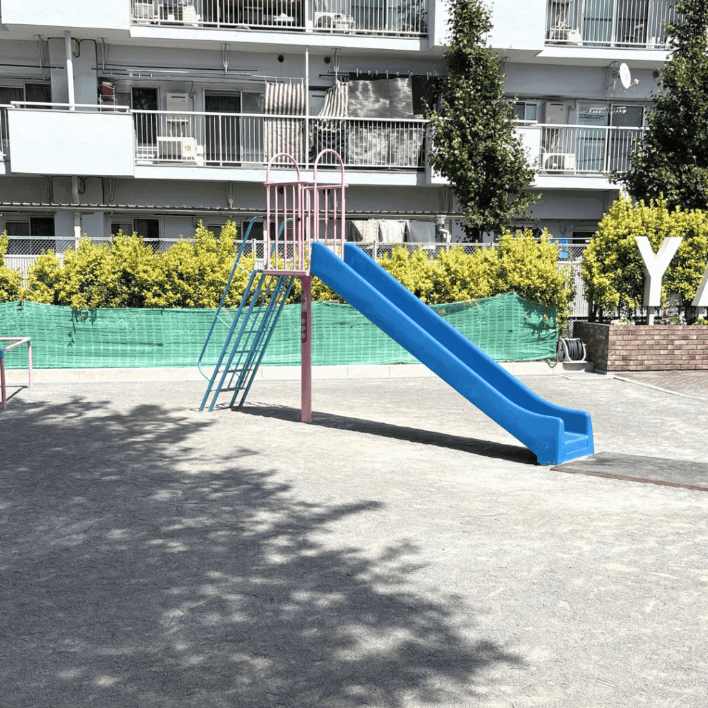 【山中児童遊園】絵本のまち板橋にちなんだ、新しい憩いの場（板橋区議会議員 近藤タカヒロ）