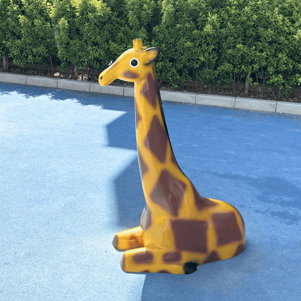 【山中児童遊園】絵本のまち板橋にちなんだ、新しい憩いの場（板橋区議会議員 近藤タカヒロ）